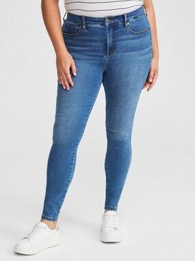 Torrid trio skinny high rise jean caliente limitless stretch 16-20 short NWT